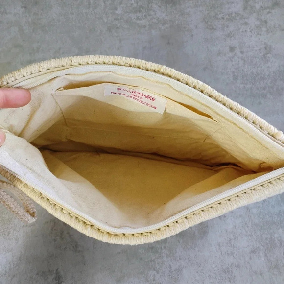 Vintage 1970's Bohemian Macrame Zip-Up Clutch Purse with Pockets Cream Ivory - Picture 7 of 11